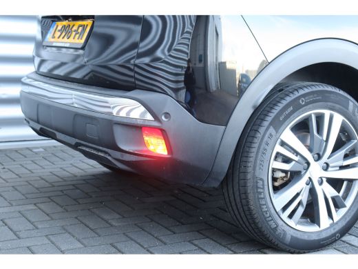Peugeot 3008 1.2 PURETECH 130PK ALLURE / NAVI / LEDER / CLIMA / LED / PDC / 18" LMV / KEYLESS / CAMERA / BLUET... ActivLease financial lease