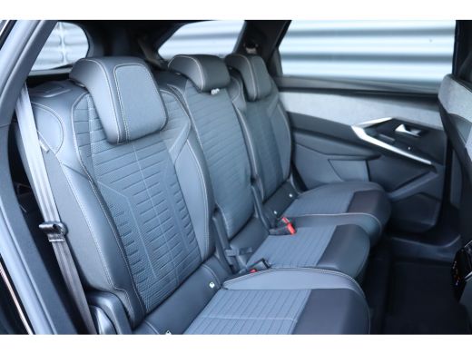 Peugeot 5008 1.2 HYBRID 136PK 7-ZITS ALLURE AUTOMAAT / NAVI / LEDER / CLIMA / FULL-LED / 19" LMV / KEYLESS / 3... ActivLease financial lease