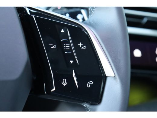 Peugeot 5008 1.2 HYBRID 136PK 7-ZITS ALLURE AUTOMAAT / NAVI / LEDER / CLIMA / FULL-LED / 19" LMV / KEYLESS / 3... ActivLease financial lease