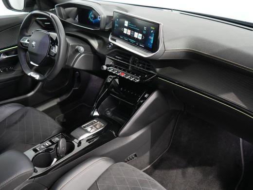 Peugeot e-2008 EV GT Pack 50 kWh | Achteruitrijcamera | Airco (automatisch) | Apple Carplay/Android Auto|telefoo... ActivLease financial lease