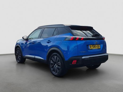 Peugeot e-2008 EV GT Pack 50 kWh Leder/Alcantara | Panoramadak | Stoel + Voorruitverwarming ActivLease financial lease