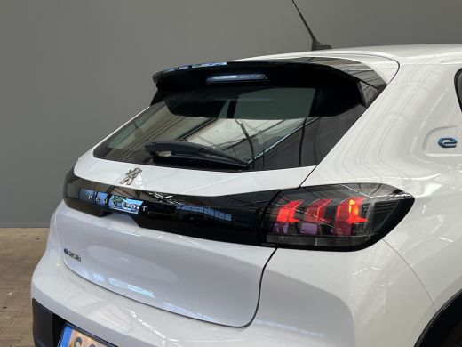 Peugeot e-208 EV Active 50 kWh Carplay | Cruise Control | Airco | Elek. Ramen | Centrale Vergrendeling | DAB | ... ActivLease financial lease