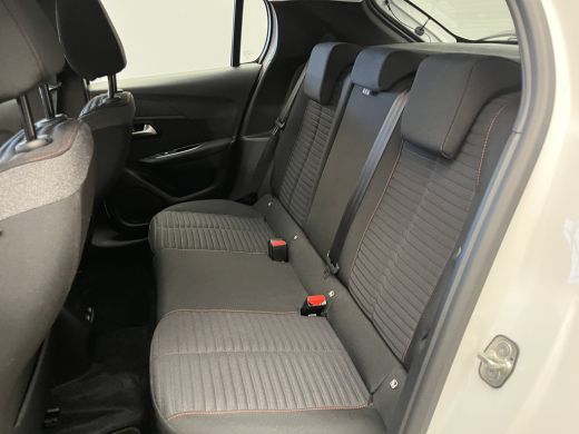 Peugeot e-208 EV Active 50 kWh Carplay | Cruise Control | Airco | Elek. Ramen | Centrale Vergrendeling | DAB | ... ActivLease financial lease