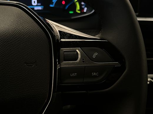 Peugeot e-208 EV Active 50 kWh Carplay | Cruise Control | Airco | Elek. Ramen | Centrale Vergrendeling | DAB | ... ActivLease financial lease