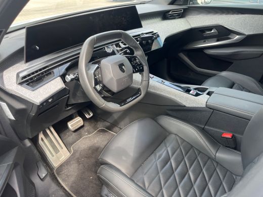 Peugeot e-3008 GT 73 kWh | Achteruitrijcamera | Apple Carplay/Android Auto|telefoonintegratie premium | Bluetoot... ActivLease financial lease