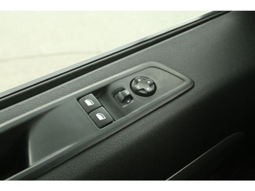 Peugeot Expert 2.0 BlueHDI 145PK L3H1 | DC | Airco | Carplay | Cruise | 2xSchuifdeur | Parkeersensoren ActivLease financial lease