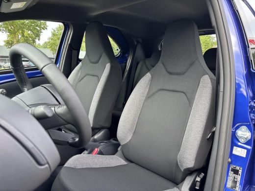 Toyota Aygo 1.0 VVT-i MT Play | Uit voorraad leverbaar! | ActivLease financial lease