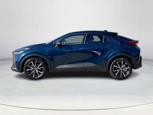 Toyota C-HR 1.8 Hybrid 140 Dynamic | Nieuwe auto | Direct uit voorraad leverbaar | ActivLease financial lease