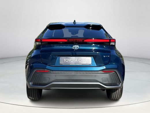 Toyota C-HR 1.8 Hybrid 140 Dynamic | Nieuwe auto | Direct uit voorraad leverbaar | ActivLease financial lease