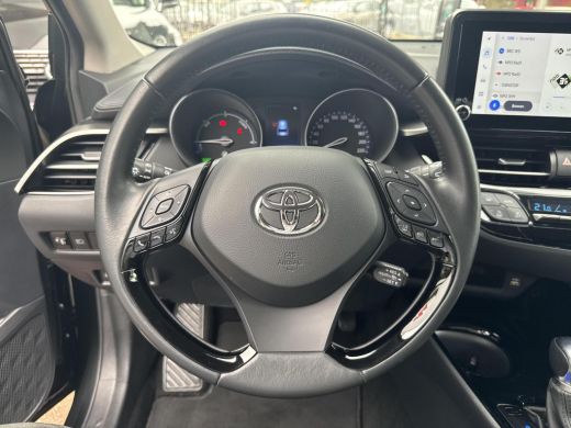 Toyota C-HR 1.8 Hybrid Dynamic | 06-10141018 Voor meer informatie ActivLease financial lease