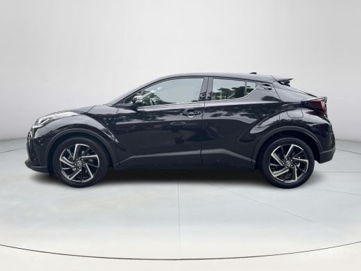 Toyota C-HR 1.8 Hybrid Dynamic | 06-10141018 Voor meer informatie ActivLease financial lease