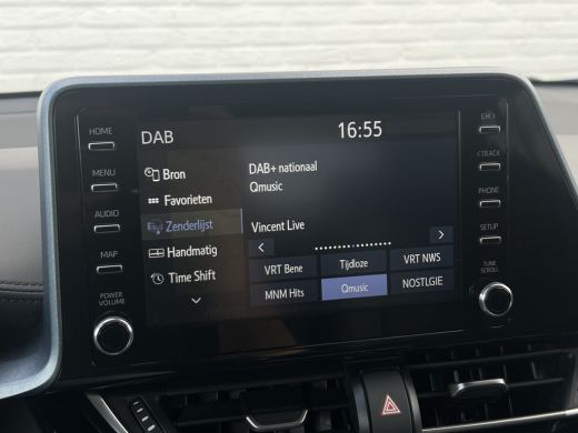 Toyota C-HR 2.0 Hybrid Team D | Navi | Carplay | Dodehoek | Park Assist | Camera ActivLease financial lease