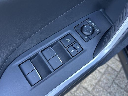 Toyota RAV4 2.5 Plug-in Hybrid AWD Dynamic | Nieuwe auto | Direct uit voorraad leverbaar | ActivLease financial lease