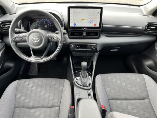 Toyota Yaris 1.5 Hybrid 115 First Edition | Navigatie | Apple CarPlay/Android auto | Achteruitrijcamera ActivLease financial lease