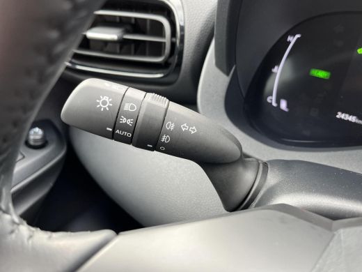 Toyota Yaris 1.5 Hybrid 115 First Edition | Navigatie | Apple CarPlay/Android auto | Achteruitrijcamera ActivLease financial lease