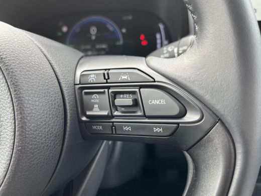 Toyota Yaris 1.5 Hybrid 115 First Edition | Navigatie | Apple CarPlay/Android auto | Achteruitrijcamera ActivLease financial lease