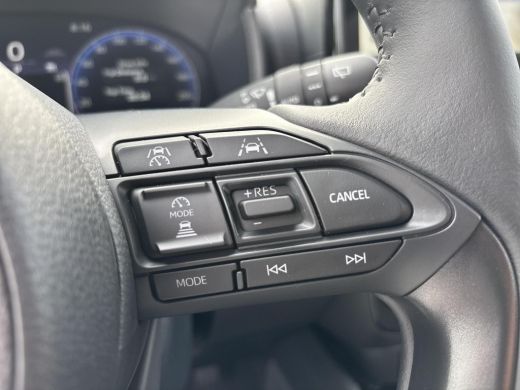 Toyota Yaris 1.5 Hybrid 130 Executive | Nieuw te bestellen | ActivLease financial lease