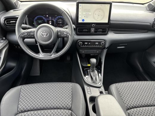 Toyota Yaris 1.5 Hybrid 130 Executive | Nieuw te bestellen | ActivLease financial lease