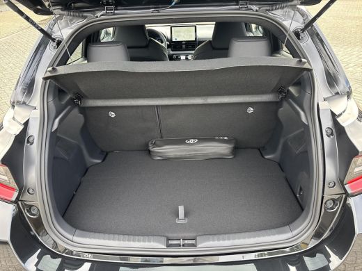 Toyota Yaris 1.5 Hybrid 130 Executive | Nieuw te bestellen | ActivLease financial lease