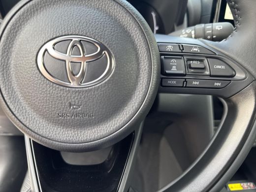 Toyota Yaris Cross 1.5 Hybrid 130 Dynamic Comfort Pack | 06-10141018 Voor meer informatie ActivLease financial lease