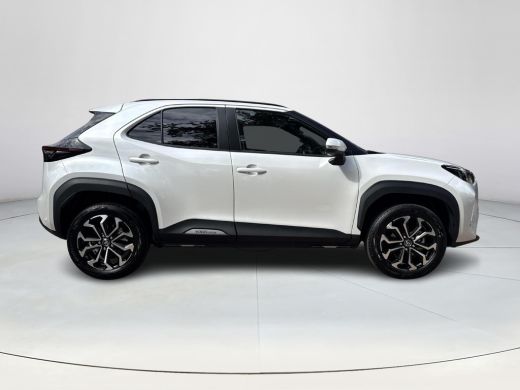 Toyota Yaris Cross 1.5 Hybrid 130 Dynamic Comfort Pack | 06-10141018 Voor meer informatie ActivLease financial lease