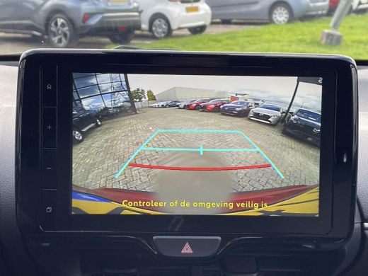 Toyota Yaris Cross 1.5 Hybrid Dynamic **NAVIGATIE/ PARKEERCAMERA/ GARANTIE** ActivLease financial lease