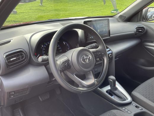 Toyota Yaris Cross 1.5 Hybrid Dynamic **NAVIGATIE/ PARKEERCAMERA/ GARANTIE** ActivLease financial lease