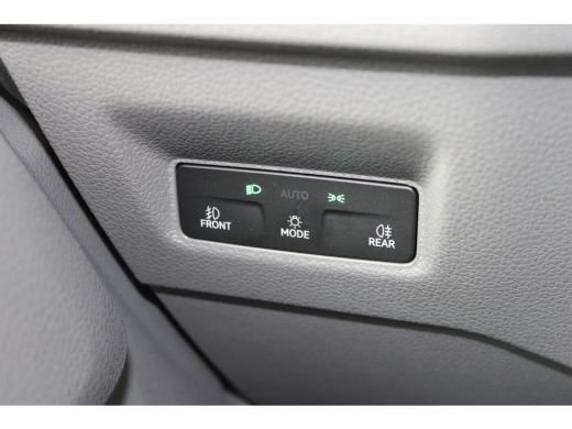 Volkswagen Crafter 35 2.0 TDI L3H3 Exclusive BPM VRIJ | 177 PK | Automaat | Digitaal Dashboard | Navigatie | Adaptiv... ActivLease financial lease