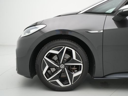 Volkswagen ID.3 First Plus 58 kWh Navigatie Carplay stoel/stuurverwarming Camera 89%SOH Demo TH ActivLease financial lease