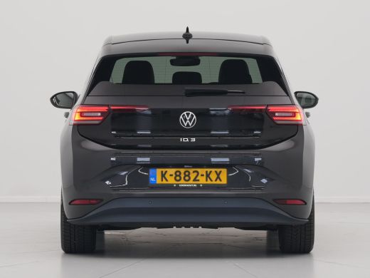 Volkswagen ID.3 First Plus 58 kWh Navigatie Carplay stoel/stuurverwarming Camera 89%SOH Demo TH ActivLease financial lease
