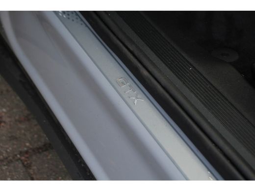 Volkswagen ID.4 GTX Advantage 4Motion 77 kWh | DEALER OH! | ELEKTR. TREKHAAK | PARK SENS V+A | STOEL- STUURVERWAR... ActivLease financial lease