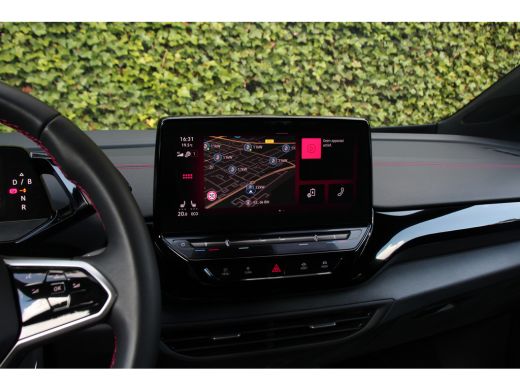 Volkswagen ID.4 GTX Advantage 4Motion 77 kWh | DEALER OH! | ELEKTR. TREKHAAK | PARK SENS V+A | STOEL- STUURVERWAR... ActivLease financial lease