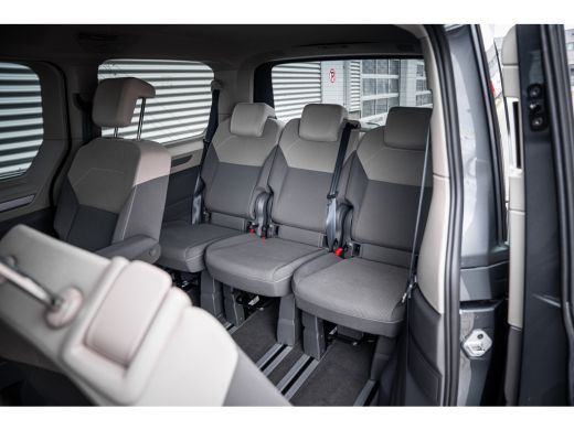 Volkswagen Multivan 1.4 eHybrid TREKHAAK - AUTOM DEUREN - CAMERA ActivLease financial lease