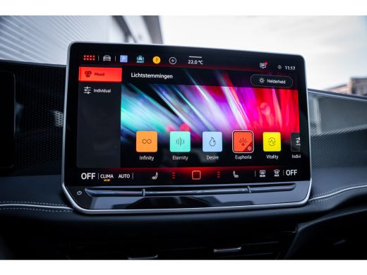 Volkswagen Passat Variant Business - eHybrid | 'App-Connect' draadloze smartphone integratie | Afstandscontrolesyst... ActivLease financial lease