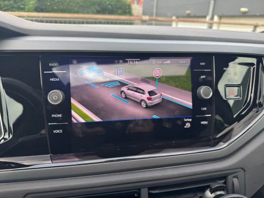 Volkswagen Polo 1.0 TSI 95 pk R-Line Business | Panoramadak | Navi | LED Matrix | Apple Carplay | 18" LM Velgen | ActivLease financial lease