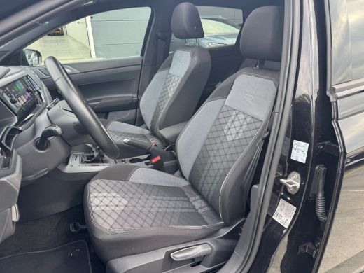 Volkswagen Polo 1.0 TSI 95 pk R-Line Business | Panoramadak | Navi | LED Matrix | Apple Carplay | 18" LM Velgen | ActivLease financial lease