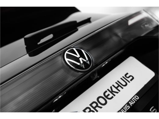 Volkswagen T-Cross 1.0 TSI Life Edition | Trekhaak | Navigatie | PDC V+A | Apple Carplay | Camera achter | ActivLease financial lease