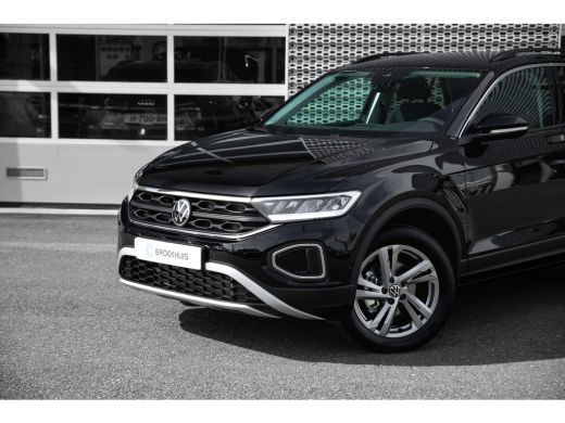 Volkswagen T-Roc Life Edition | 'App-Connect' draadloze smartphone integratie | 'App-Connect' smartphone integrati... ActivLease financial lease