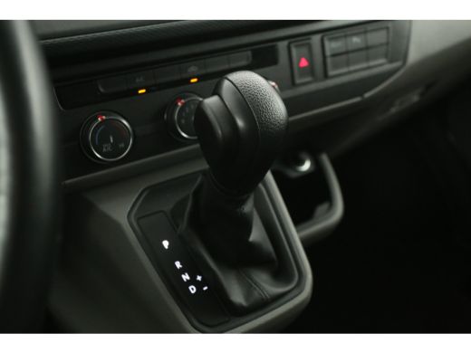 Volkswagen Transporter 2.0 TDI 150PK L2H1 | Automaat | Airco | Camera | Cruise | Carplay | Navigatie | PDC | Trekhaak | ... ActivLease financial lease