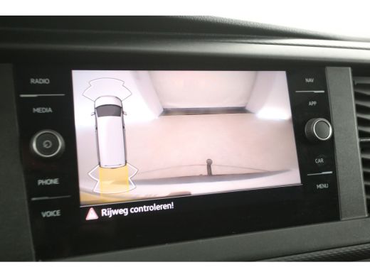 Volkswagen Transporter 2.0 TDI 150PK L2H1 | Automaat | Airco | Camera | Cruise | Carplay | Navigatie | PDC | Trekhaak | ... ActivLease financial lease