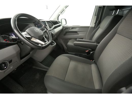 Volkswagen Transporter 2.0 TDI 150PK L2H1 | Automaat | Airco | Camera | Cruise | Carplay | Navigatie | PDC | Trekhaak | ... ActivLease financial lease