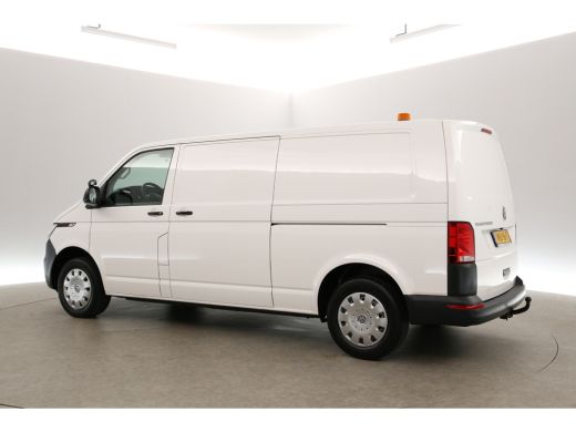 Volkswagen Transporter 2.0 TDI L2H1 | Camera | Airco | Cruise | Carplay | 2xSchuifdeur | Navigatie | Trekhaak ActivLease financial lease