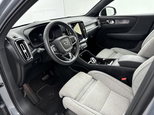 Volvo  C40 Ultimate 69kWh | 19" Allseason | Wool Blend bekleding | Getint glas | 360 Camera | Elektr. verst... ActivLease financial lease
