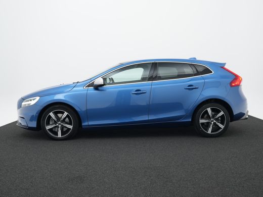 Volvo  V40 1.5 T3 Polar+ Sport Luxury | Standkachel | Panoramadak | Keyless Entry | Harman Kardon | Camera |... ActivLease financial lease