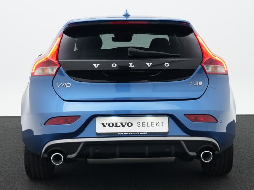 Volvo  V40 1.5 T3 Polar+ Sport Luxury | Standkachel | Panoramadak | Keyless Entry | Harman Kardon | Camera |... ActivLease financial lease