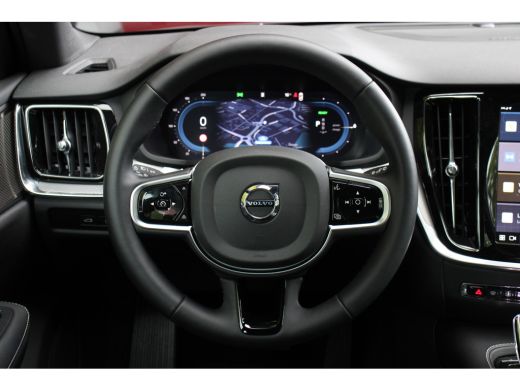Volvo  V60 2.0 T6 Plug-in hybrid AWD Plus Dark | Trekhaak | 360 Camera | Harman/Kardon | Memory | Pilot Assist ActivLease financial lease