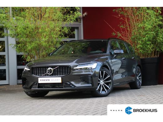 Volvo  V60 2.0 T6 Plug-in hybrid AWD Plus Dark | Trekhaak | 360 Camera | Harman/Kardon | Memory | Pilot Assist
