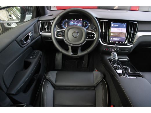 Volvo  V60 2.0 T6 Plug-in hybrid AWD Plus Dark | Trekhaak | 360 Camera | Harman/Kardon | Memory | Pilot Assist ActivLease financial lease