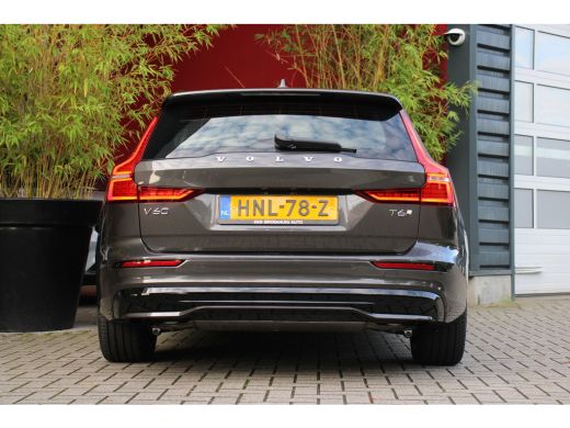 Volvo  V60 2.0 T6 Plug-in hybrid AWD Plus Dark | Trekhaak | 360 Camera | Harman/Kardon | Memory | Pilot Assist ActivLease financial lease