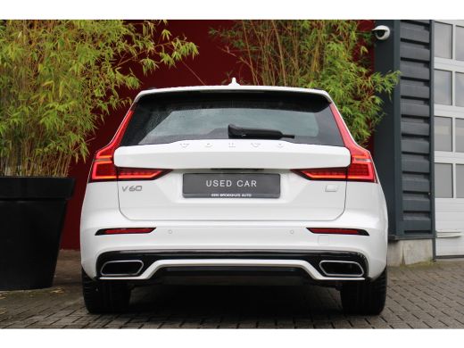 Volvo  V60 2.0 T6 Recharge AWD R-Design | Panoramadak | Adaptive Cruise | BLIS | Camera | Stuur/stoelverwarming ActivLease financial lease